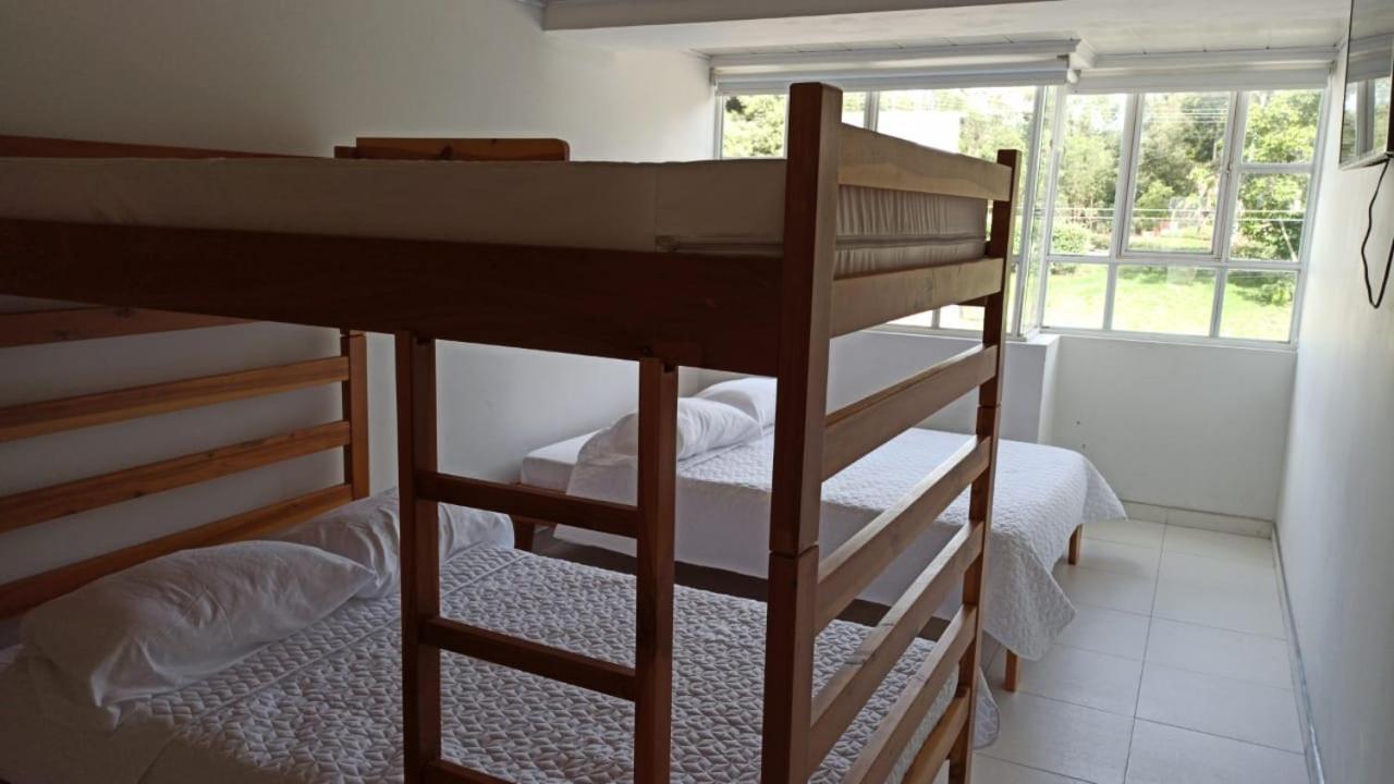 Hotel Mi Gloria تونخا المظهر الخارجي الصورة